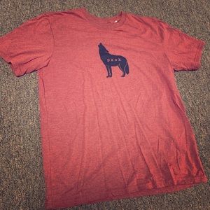 T-Shirt Prana never worn but no tag